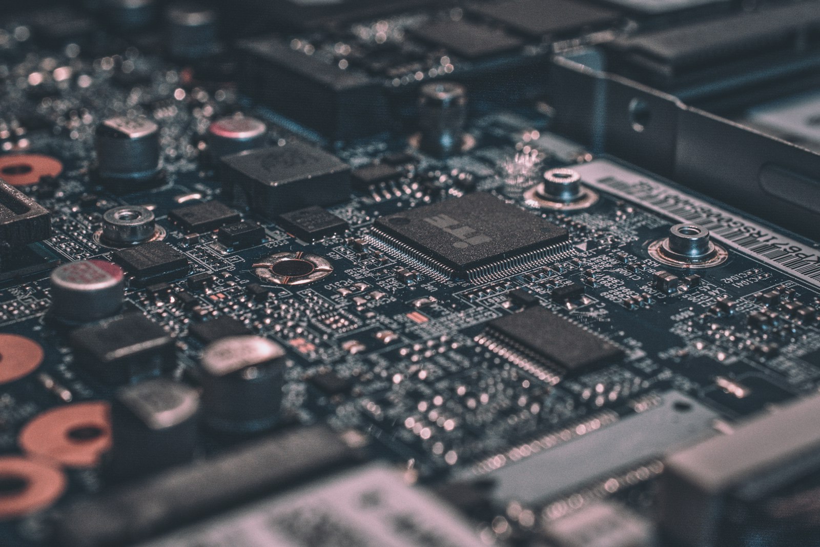 現有系統想加 AI？唔使推倒重寫